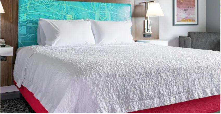 Hampton Inn & Suites Huntington Downtown, Ny Экстерьер фото